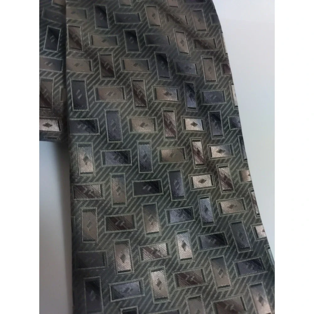 Axis‎ Men Multicolor Pattern Silk Hand Made 57